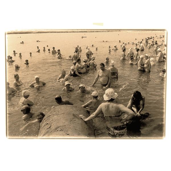 BORIS MIKHAILOV<br/>Salt Lake, Slavjansk, UDSSR 1986, 1997-1998, C-print on Kodak Endura, monochrome, 54 × 78 cm, ed. of 7